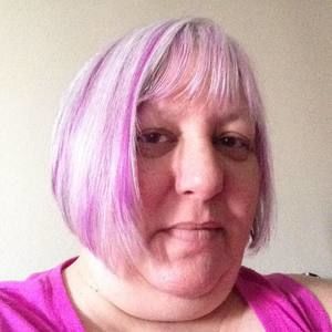 Meet your Posher, Roxanne